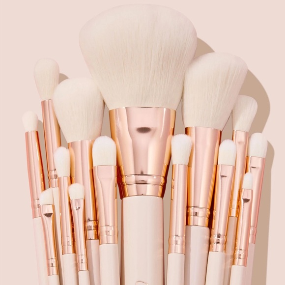 ColourPop Ultimate Brush Roll set - Picture 1 of 2